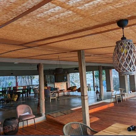Xhabe Safari Lodge Chobe Muchenje エクステリア 写真