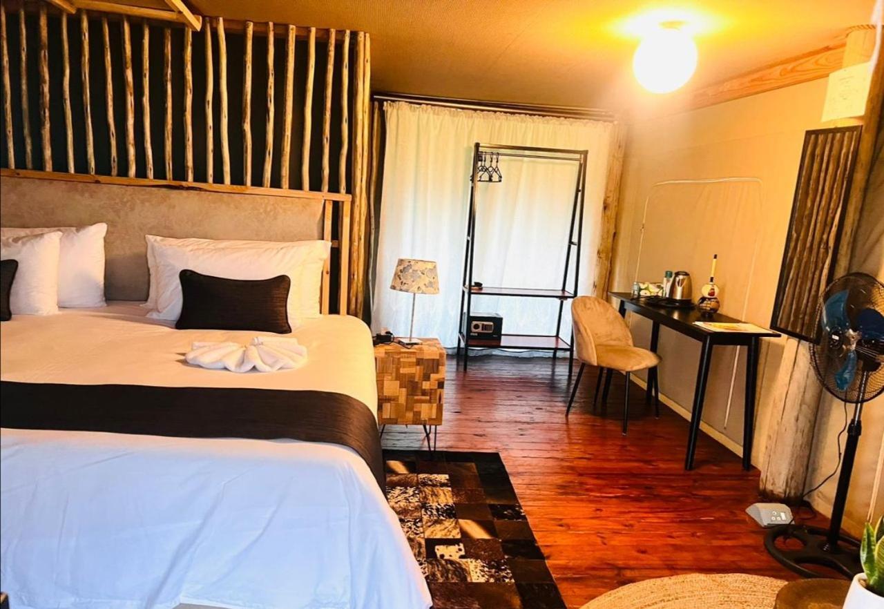 Xhabe Safari Lodge Chobe Muchenje エクステリア 写真