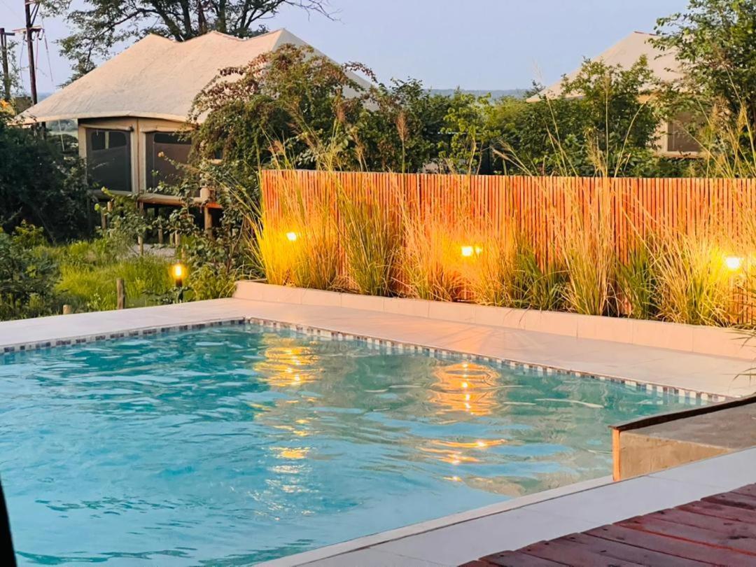 Xhabe Safari Lodge Chobe Muchenje エクステリア 写真