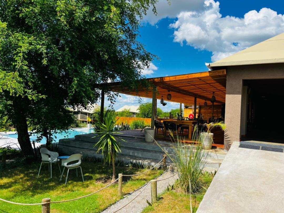 Xhabe Safari Lodge Chobe Muchenje エクステリア 写真
